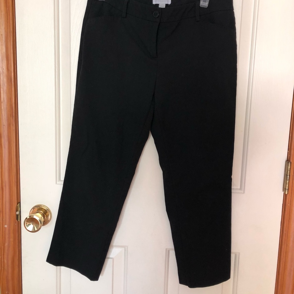 New York and Company black capris size 4